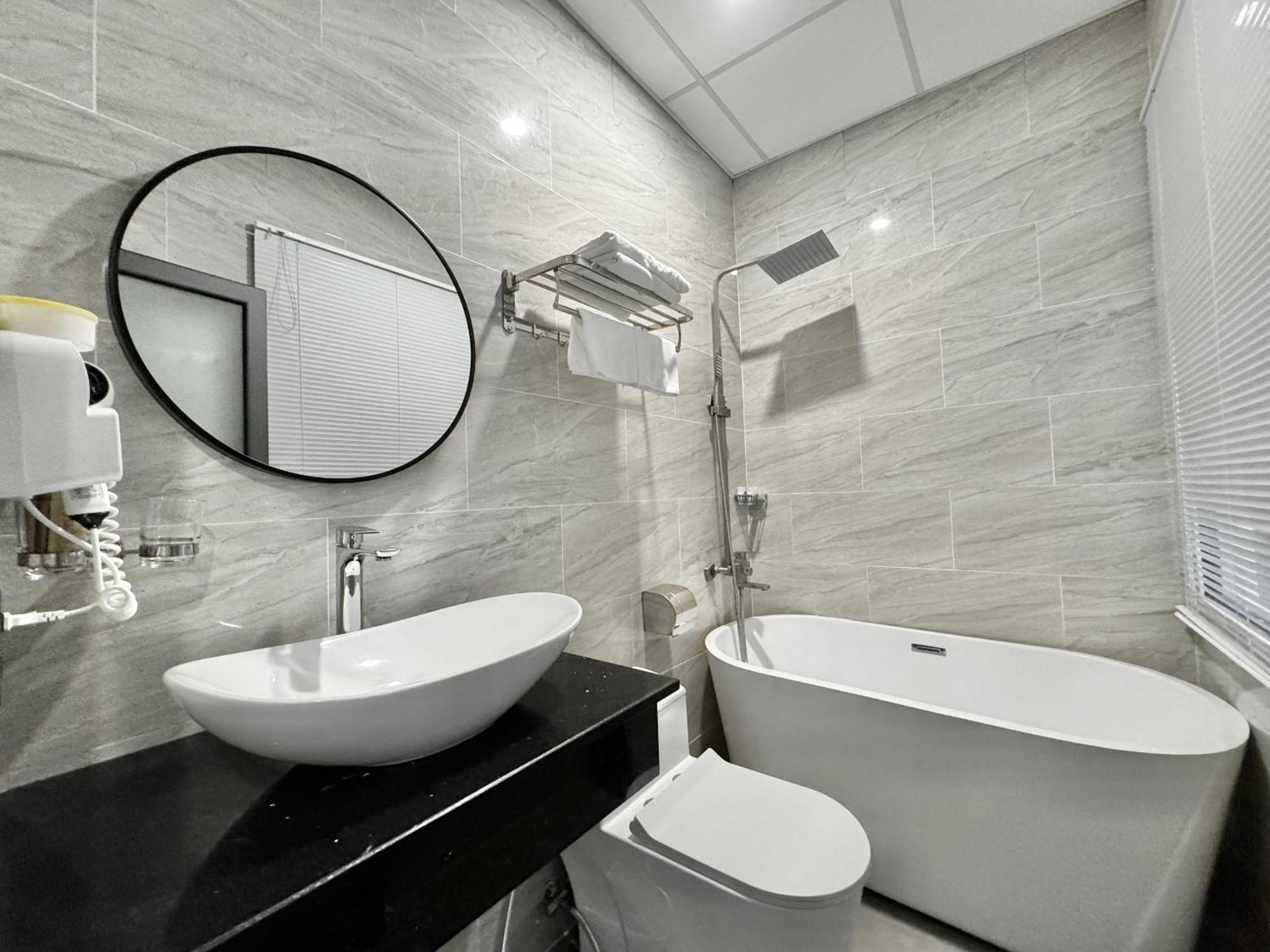 Lion 5 Hotel Кантхо Екстер'єр фото